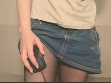 goofyshygirl1 – webcam model profile photo Image 3