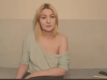 goofyshygirl1 – webcam model profile photo Image 8