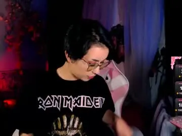 TheaMaleko – webcam model profile photo Image 2