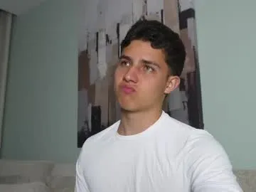 JuliahLewis – webcam model profile photo Image 9