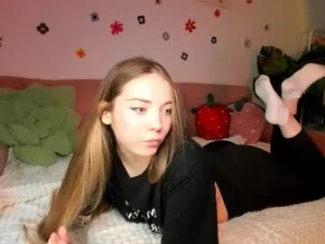 skinny_hottie18 – webcam model profile photo Image 14