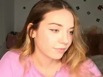 skinny_hottie18 – webcam model profile photo Image 5