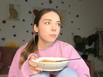 skinny_hottie18 – webcam model profile photo Image 7