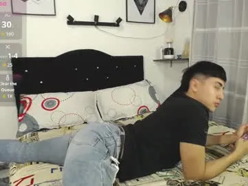 Claire – webcam model profile photo Image 10