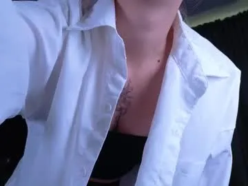 beaute_fatale – webcam model profile photo Image 3