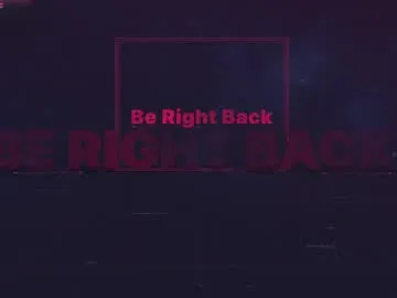 MartinaLeen – webcam model profile photo Image 8