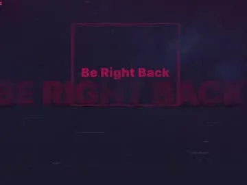 MartinaLeen – webcam model profile photo Image 9