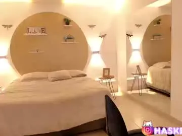 puneripiya – webcam model profile photo Image 13