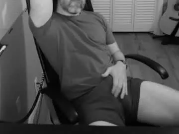 lolaa_darling – webcam model profile photo Image 3