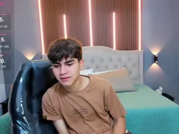 sara_connde – webcam model profile photo Image 14