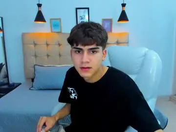 sara_connde – webcam model profile photo Image 4