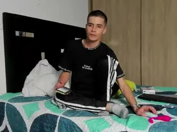 brown_chocolatecouple – webcam model profile photo Image 3