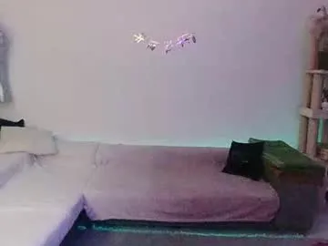 puki_hot – webcam model profile photo Image 14