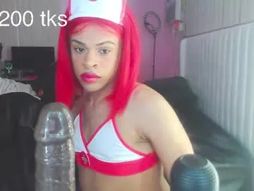 KataMazzone – webcam model profile photo Image 4