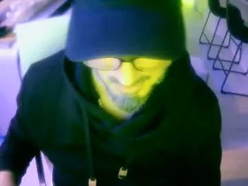 EmiliaWalker – webcam model profile photo Image 5