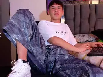 twink_daren Image 9