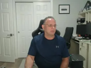 golden_girl_house – webcam model profile photo Image 13