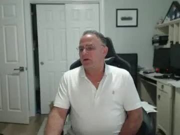 golden_girl_house – webcam model profile photo Image 15