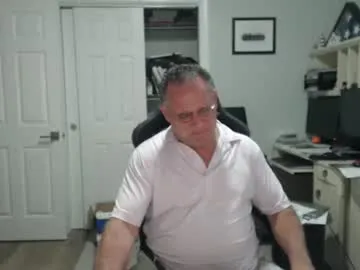 golden_girl_house – webcam model profile photo Image 16