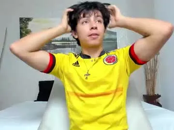 LilluCooper – webcam model profile photo Image 11