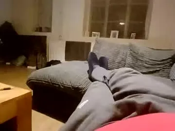 cguffey2284 – webcam model profile photo Image 2