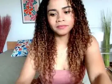 Nicole – webcam model profile photo Image 4