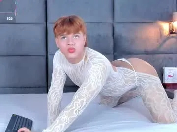 Adeline – webcam model profile photo Image 9