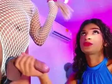 kathariine – webcam model profile photo Image 14