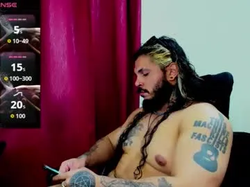 Demi – webcam model profile photo Image 11