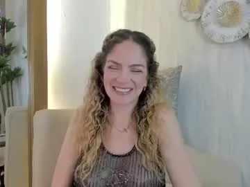 puneripiya – webcam model profile photo Image 9