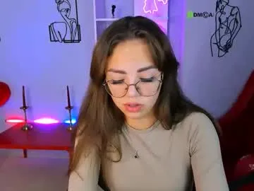 mina_moons – webcam model profile photo Image 3