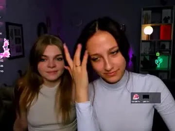 mina_moons – webcam model profile photo Image 9