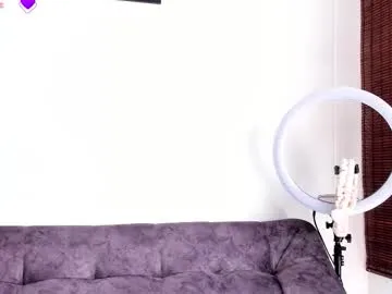 shreya_0 – webcam model profile photo Image 10