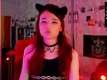 RoxyBuch – webcam model profile photo Image 13