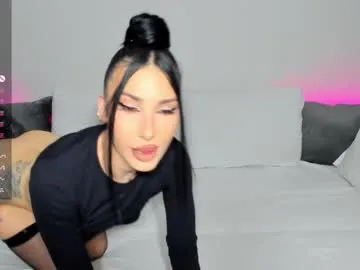 Diamond – webcam model profile photo Image 17