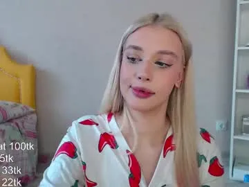 vickyfuckingdoll Image 3