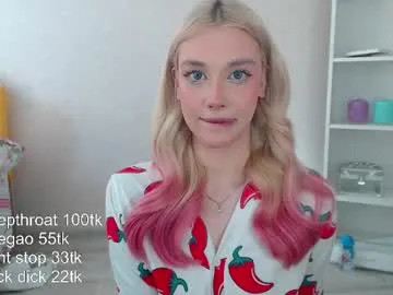 vickyfuckingdoll Image 5