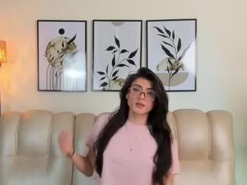 yournewkink12 – webcam model profile photo Image 10