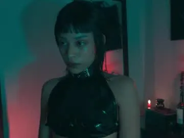 pureannuals – webcam model profile photo Image 6