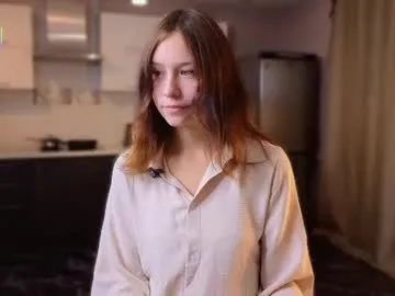 IrisLayne – webcam model profile photo Image 4