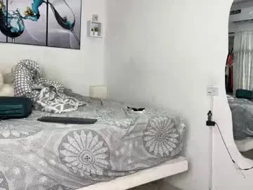 puneripiya – webcam model profile photo Image 5