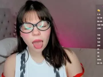 whitehelene Image 3