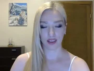 monicaflower – webcam model profile photo Image 3