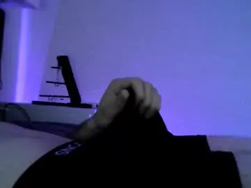 iamsomeone1234 – webcam model profile photo Image 3