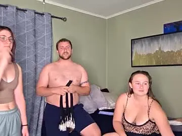 mae_nathan – webcam model profile photo Image 8