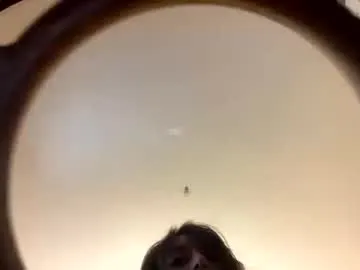 sara_connde – webcam model profile photo Image 4