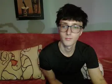 AlyCooper – webcam model profile photo Image 4