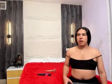 yenifer016 – webcam model profile photo Image 5