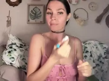 mina_moons – webcam model profile photo Image 2