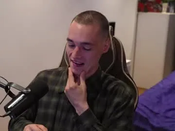 iamsomeone1234 – webcam model profile photo Image 13